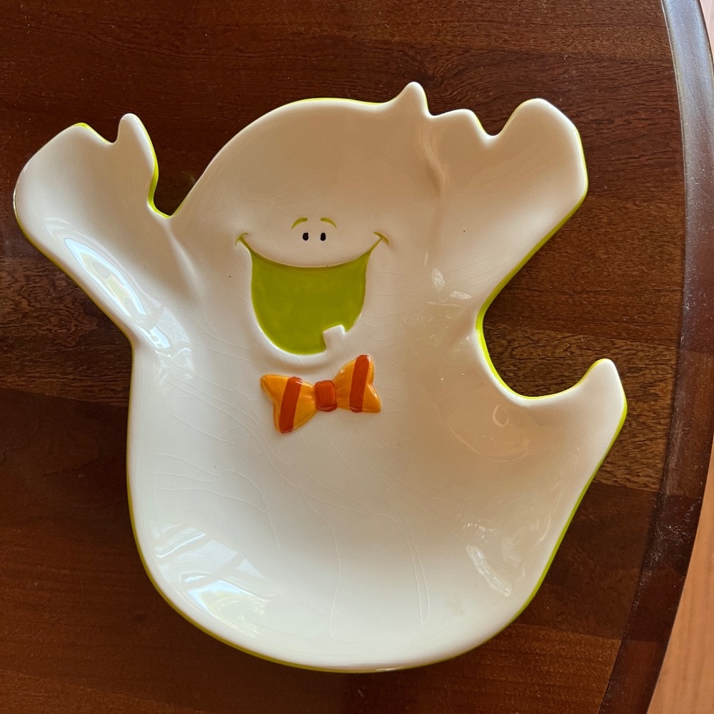 Halloween ghost dish